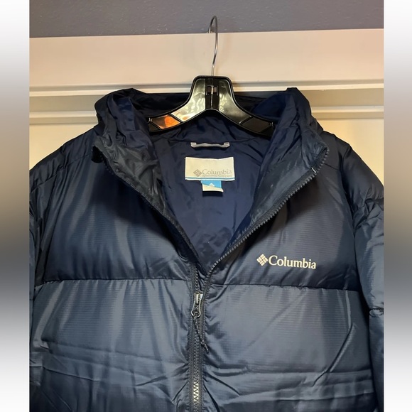Columbia Puffect Parka Hooded Jacket Mens XL Navy Blue Puffer Insulated New Tags - Picture 3 of 16
